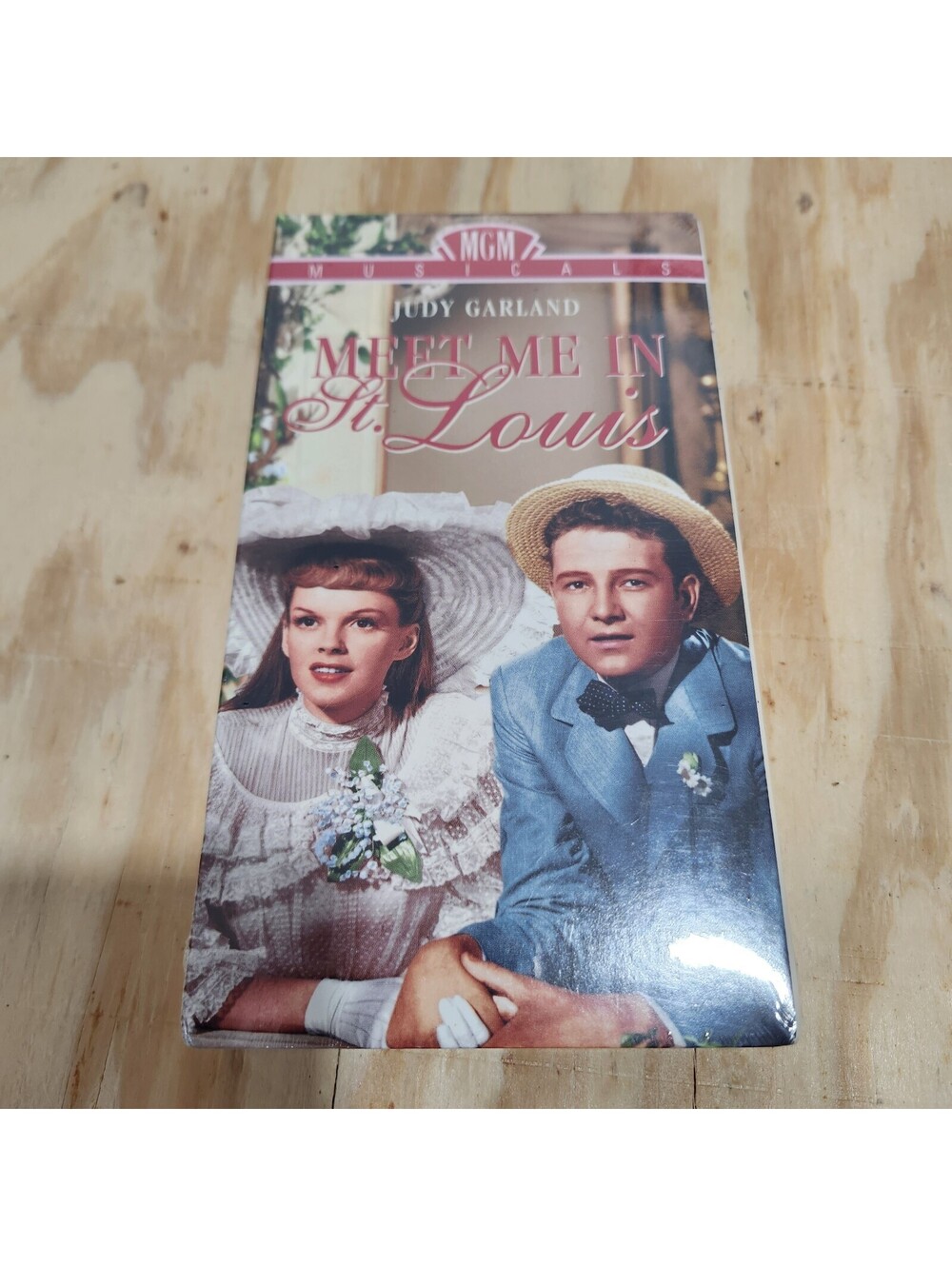 Meet Me In St Louis VHS Tape 1990 Judy Garland MGM Musical Classic **New Sealed